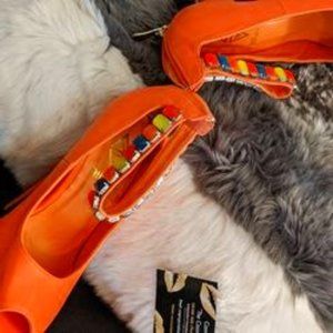 Anthens -6 INCH HEELS, ORANGE WITH MULTICOLORED ANKLET, SIZE 5.5